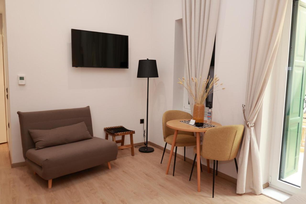 Appartement Platanos House à Plomari Extérieur photo